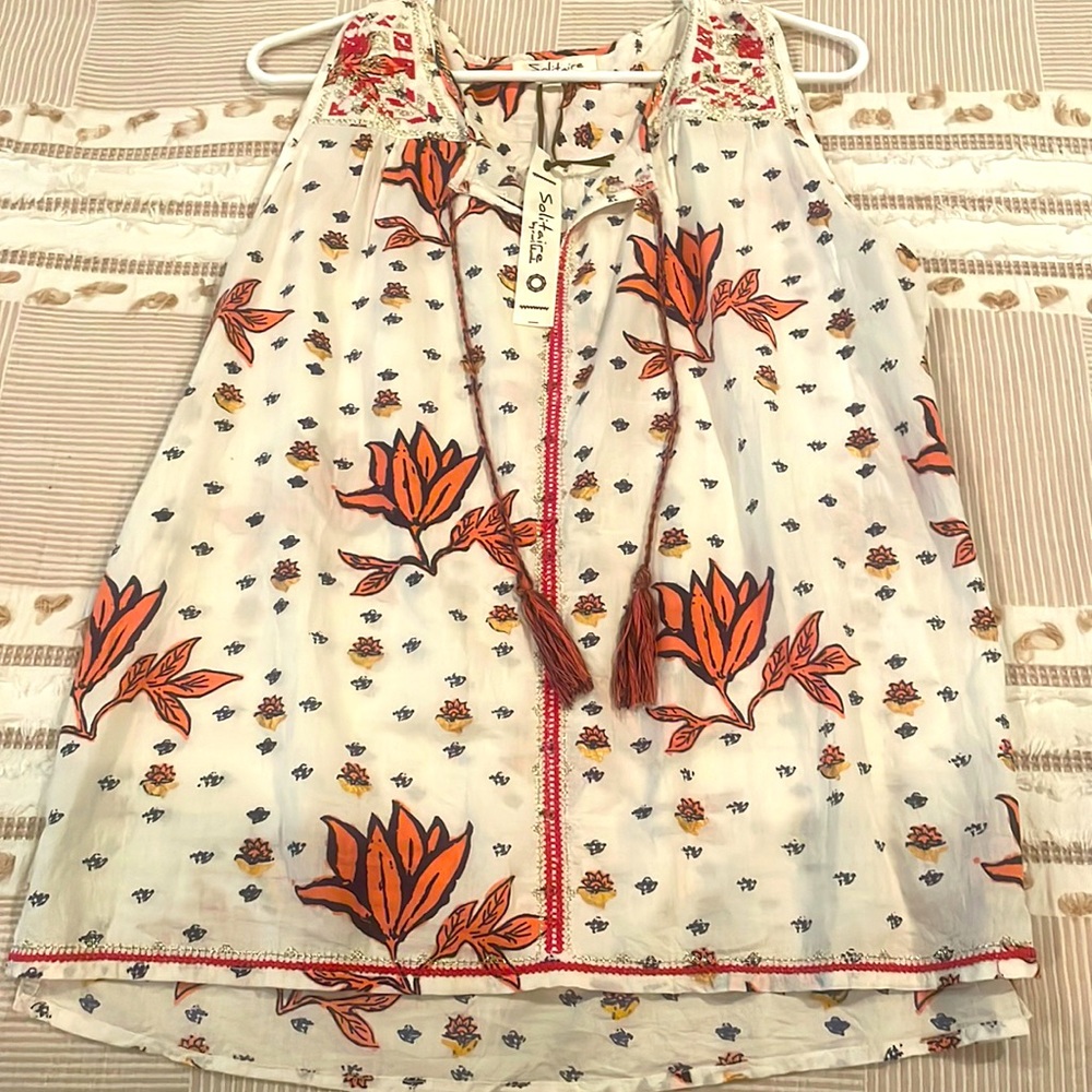 Solitaire Floral Sleeveless Blouse (L)